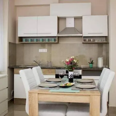 Lejlighed Mediterran Apartman Balatonboglár